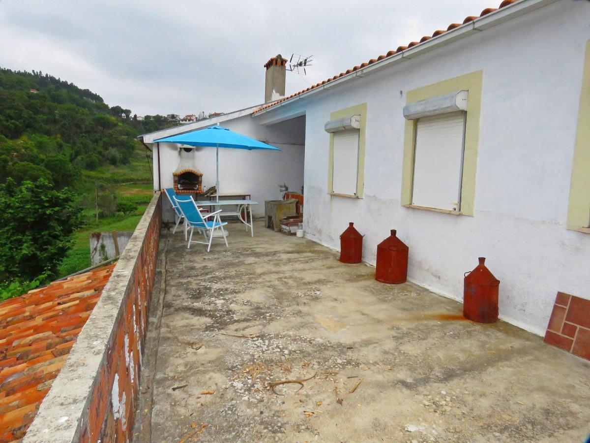Casa Eira Do Povo 1 Guest House Vale de Colmeias Bagian luar foto