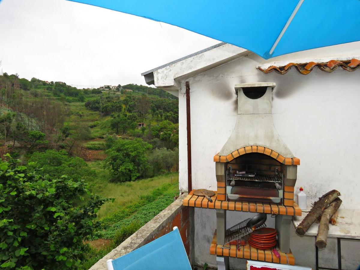 Casa Eira Do Povo 1 Guest House Vale de Colmeias Bagian luar foto